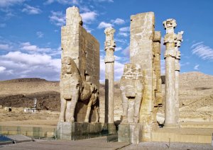 gate-of-all-nations-persepolis-shiraz