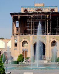 ali-qapu-palace-isfahan